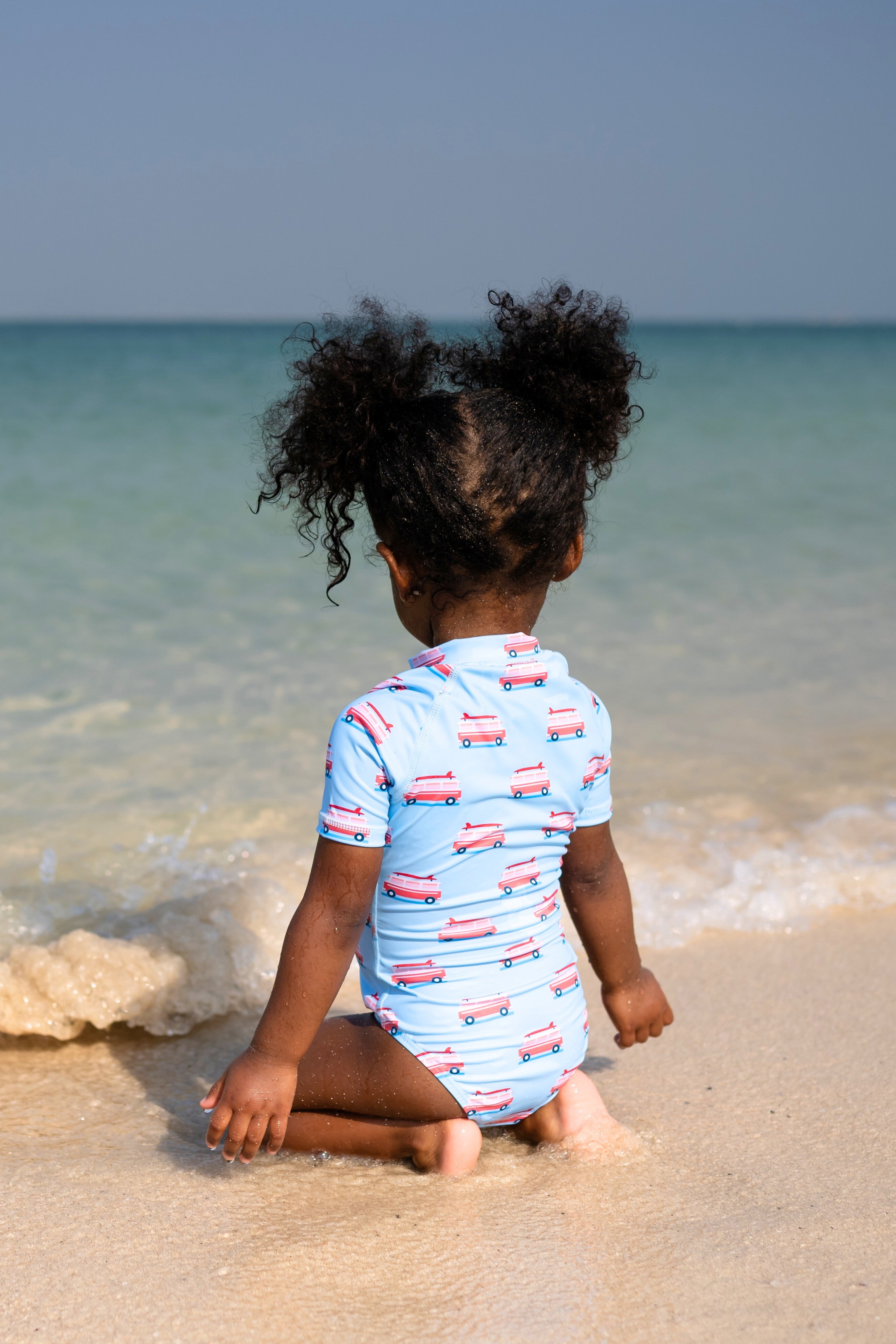 BAÑADOR NIÑA MANGA CORTA - Beach Vans